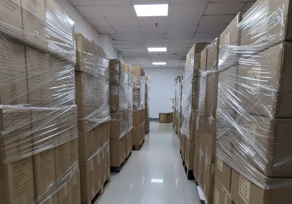 Custom 3D puzzle bulk order shipping stage showing warehouse with packed puzzle orders ready for delivery
